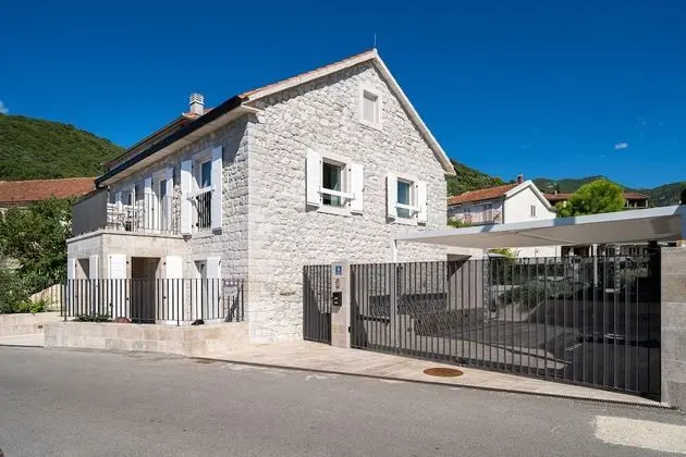 Villa, 3 Yatak Odası, Şömine