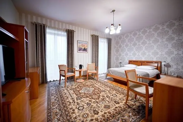 Standard Tek Büyük veya İki Ayrı Yataklı Oda