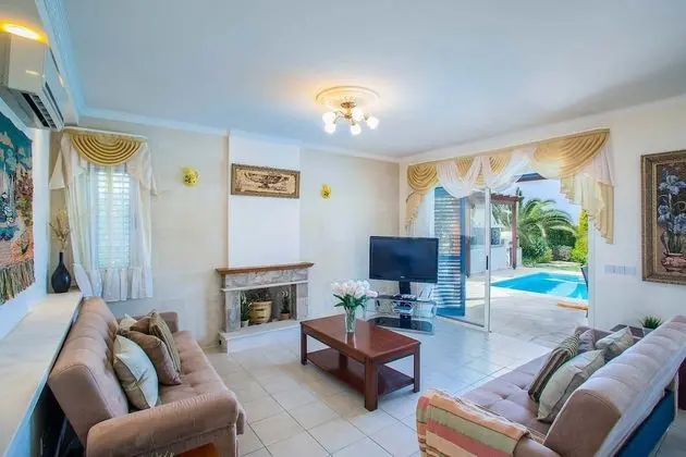 Villa, 3 Yatak Odası, Kişiye Özel Havuzlu, Deniz Manzaralı