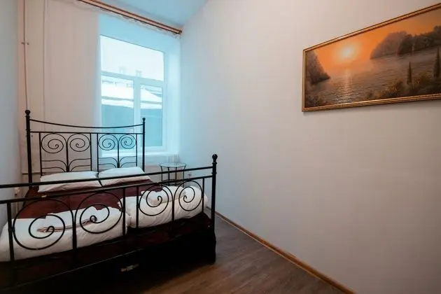 Tek Büyük Yataklı Oda, Ortak Banyo