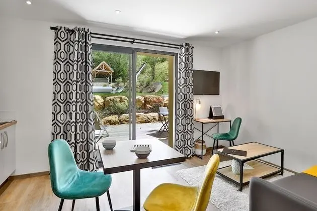 Comfort Stüdyo, 1 En Büyük (King) Boy Yatak, Havuz Manzaralı