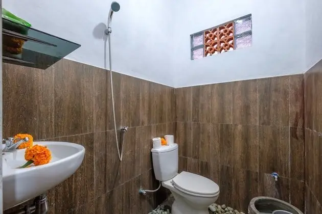 Traditional Tek Büyük Yataklı Oda