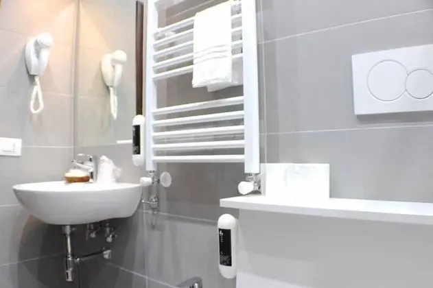 Comfort Tek Büyük Yataklı Oda