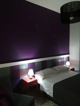 Tek Büyük Yataklı Oda, Ortak Banyo