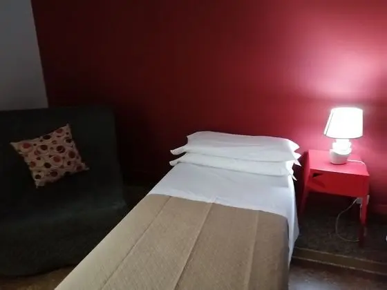 Tek Kişilik Oda, Ortak Banyo