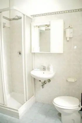 Tek Büyük Yataklı Oda, Özel Banyo