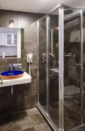 Aile Odası, Şehir Manzaralı