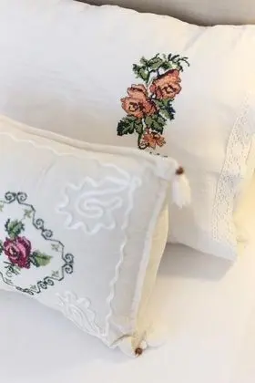 Çift Kişilik, Şehir Manzaralı, Giriş Katı