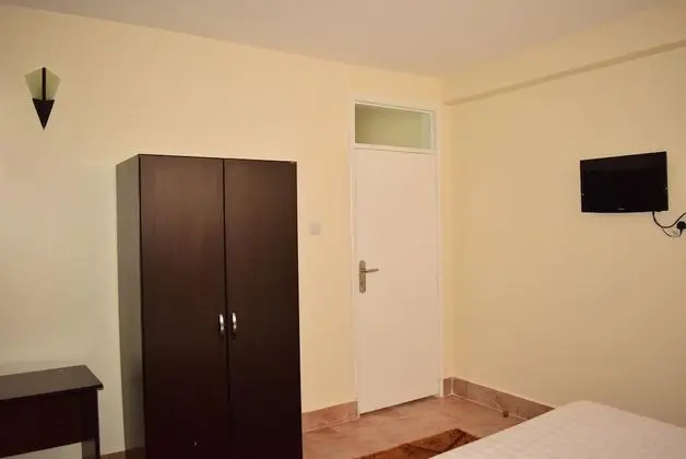 Apart Daire, 2 Yatak Odası, Küçük Mutfak
