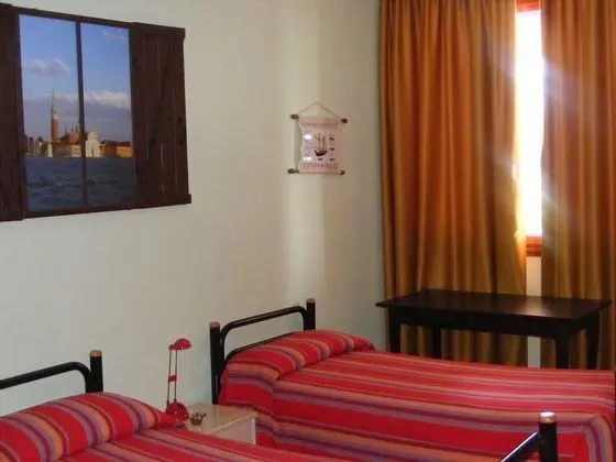 İki Ayrı Yataklı Oda