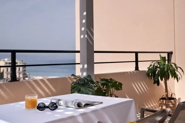 Superior Oda, Şehir Manzaralı