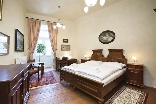 Comfort Tek Büyük Yataklı Oda