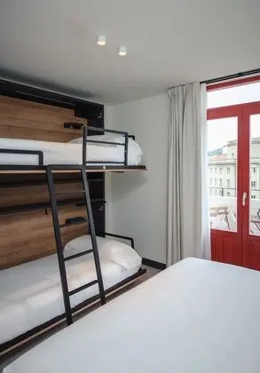 Standard Dört Kişilik Oda