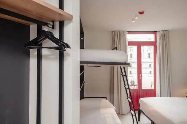 Standard Dört Kişilik Oda