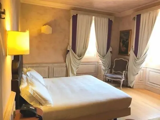 Deluxe Tek Büyük veya İki Ayrı Yataklı Oda, Deniz Manzaralı