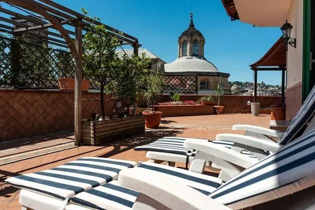 "SOFIA" DOBLE ROOM 1 BED FRENCH BED SHARED TOILET