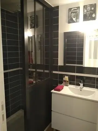 Deluxe Tek Büyük Yataklı Oda, Bahçe Manzaralı (Cinema)