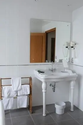 Premium Tek Büyük veya İki Ayrı Yataklı Oda, Özel Banyo