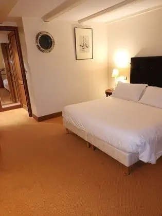 Superior Tek Büyük veya İki Ayrı Yataklı Oda