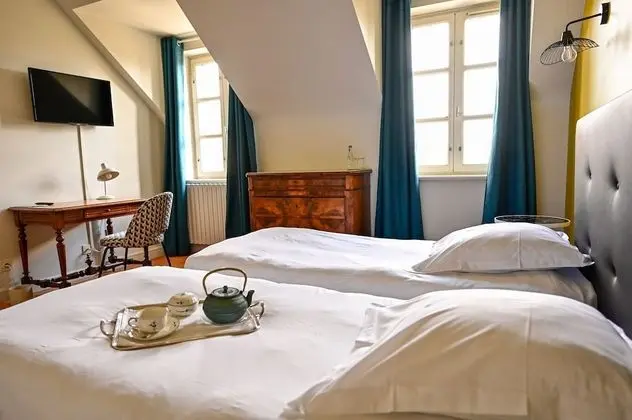 Superior Tek Büyük veya İki Ayrı Yataklı Oda