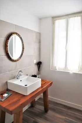 Comfort Tek Büyük Yataklı Oda, Nehir Manzaralı