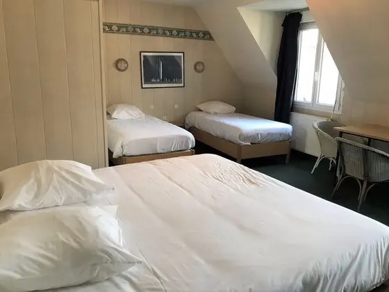 Standard Dört Kişilik Oda