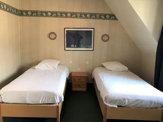 Standard Dört Kişilik Oda