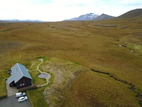 Basic İki Ayrı Yataklı Oda, Ortak Banyo