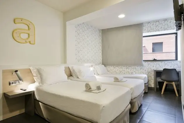 Tek Büyük Yataklı Oda (1 or 2 beds + extra bed)