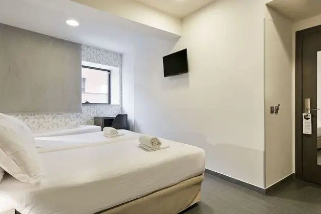 Tek Büyük Yataklı Oda (1 or 2 beds + extra bed)