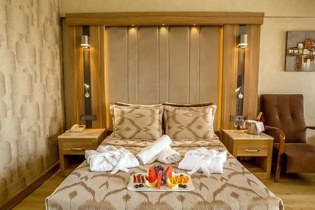 Standard Double or Twin Room, Garden View