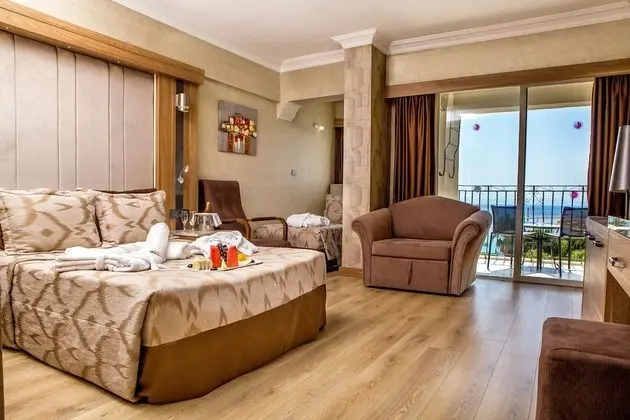 Standard Double or Twin Room, Garden View