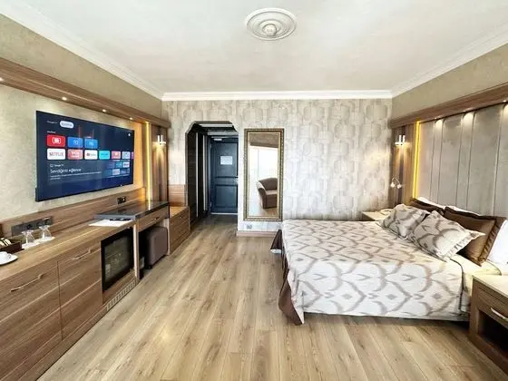 Standard Tek Büyük veya İki Ayrı Yataklı Oda, Bahçe Manzaralı