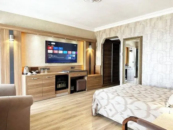 Standard Tek Büyük veya İki Ayrı Yataklı Oda, Bahçe Manzaralı