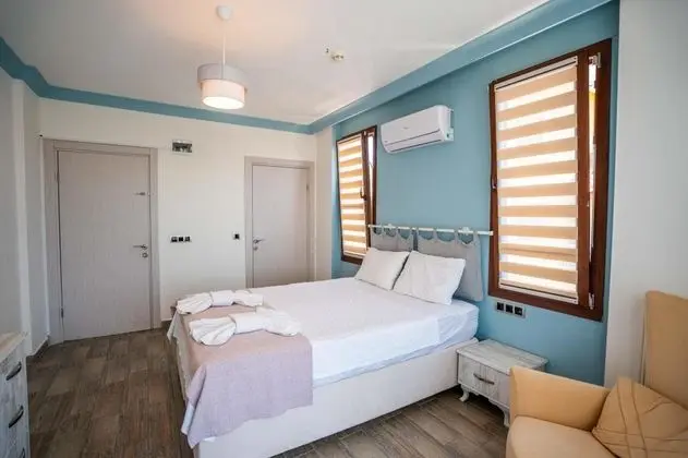 Standart Oda, Kısmi Deniz Manzaralı, Balkonlu
