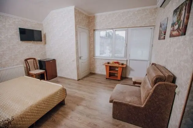 Üç Kişilik Oda, Balkon