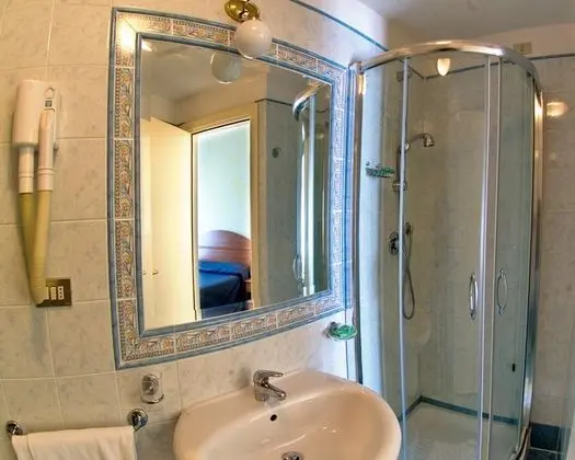 Çift ​​kişilik Standard