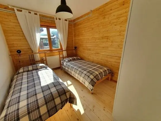 Ev (Laura - wooden house - H(4+2))