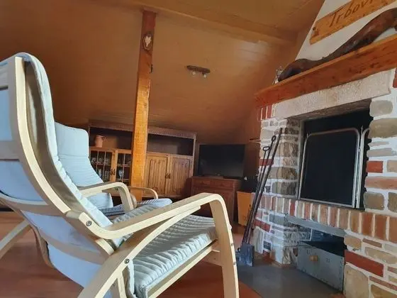 Ev (Laura - wooden house - H(4+2))