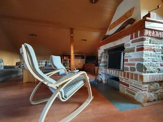 Ev (Laura - wooden house - H(4+2))