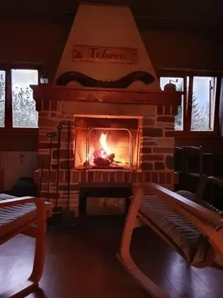 Ev (Laura - wooden house - H(4+2))