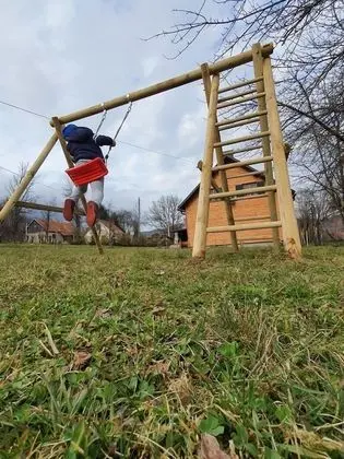 Ev (Laura - wooden house - H(4+2))