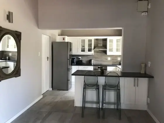 Rose: Two-Bedroom Cottage (8)