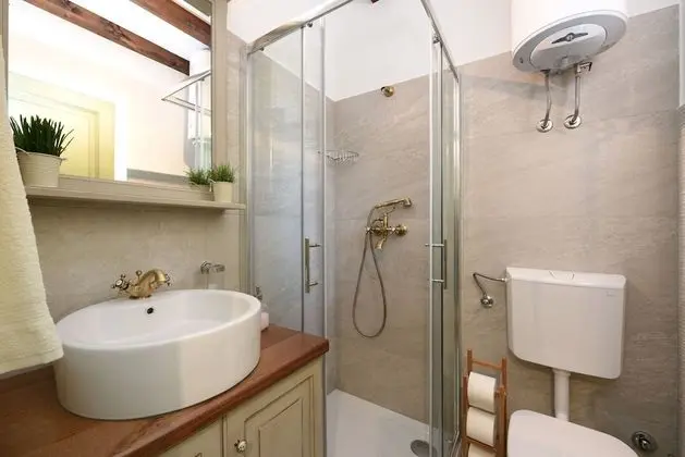 Villa, Sigara İçilebilir