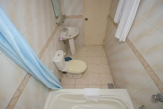Deluxe Tek Büyük Yataklı Oda, 1 Çift Kişilik Yatak, Engellilere Uygun, Şehir Manzaralı