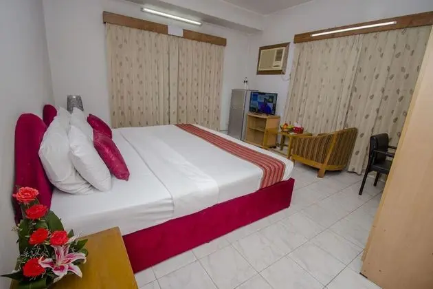 Deluxe Tek Büyük Yataklı Oda, 1 Çift Kişilik Yatak, Engellilere Uygun, Şehir Manzaralı