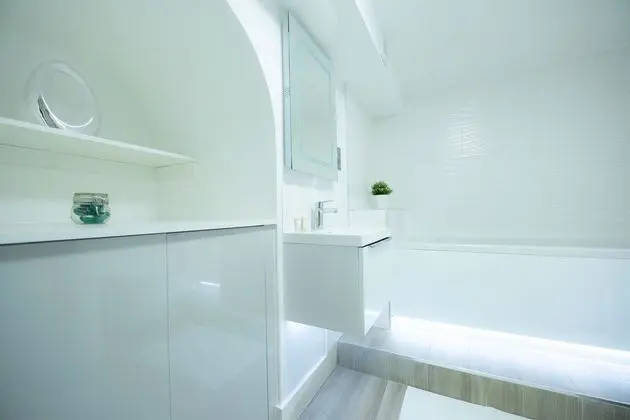 Executive Stüdyo, Özel Banyo