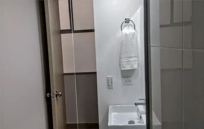 Junior Tek Büyük Yataklı Oda, 1 Büyük (Queen) Boy Yatak, Banyolu/Duşlu