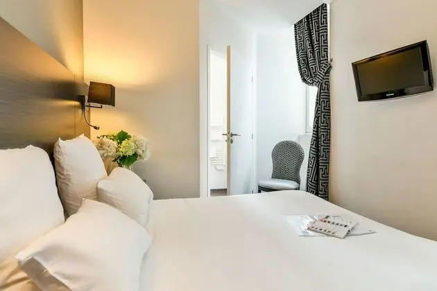 Standard Tek Büyük Yataklı Oda