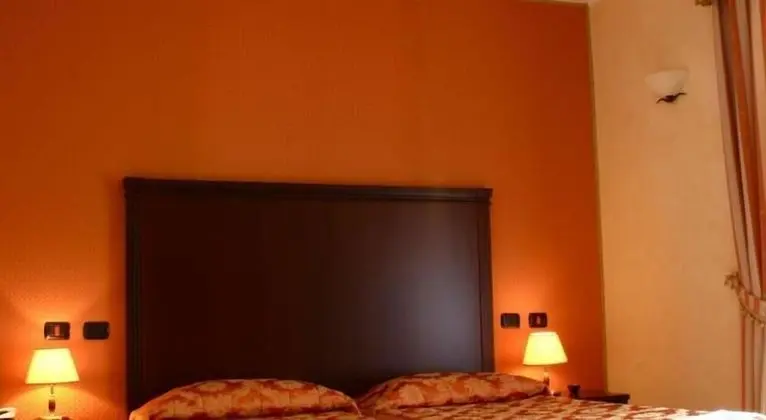 Superior Tek Büyük veya İki Ayrı Yataklı Oda